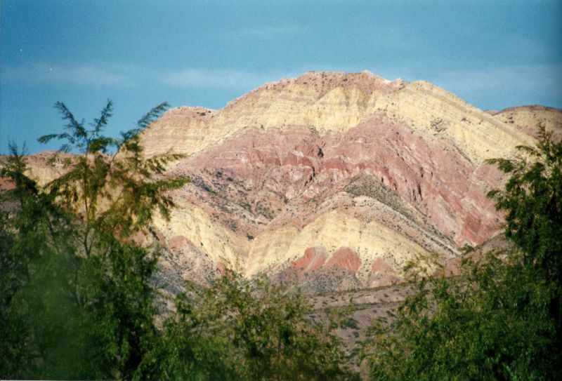 Farbige Felsen bei Huaculera